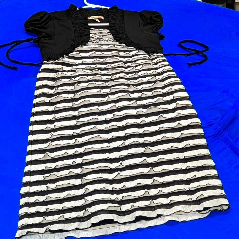Women's Speechless Black and White dress